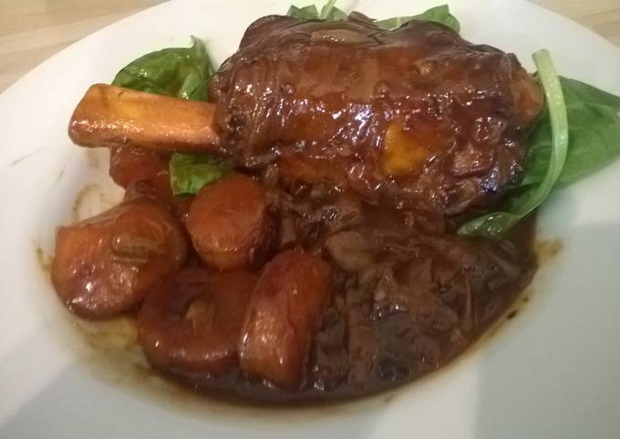 Braised lamb shank