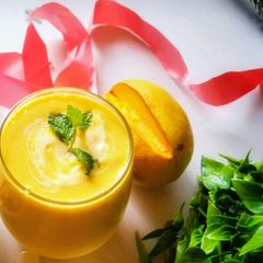 A picture of Mango smoothie.