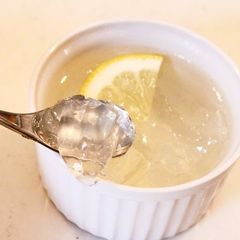 A picture of Lemon & Soda Jello for Beautiful Skin.