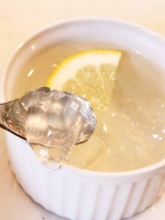 A picture of Lemon & Soda Jello for Beautiful Skin.