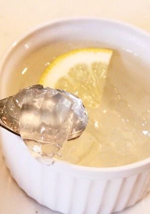 A picture of Lemon & Soda Jello for Beautiful Skin.
