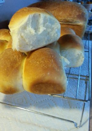 A picture of Mashed Potato Bread & Rolls.