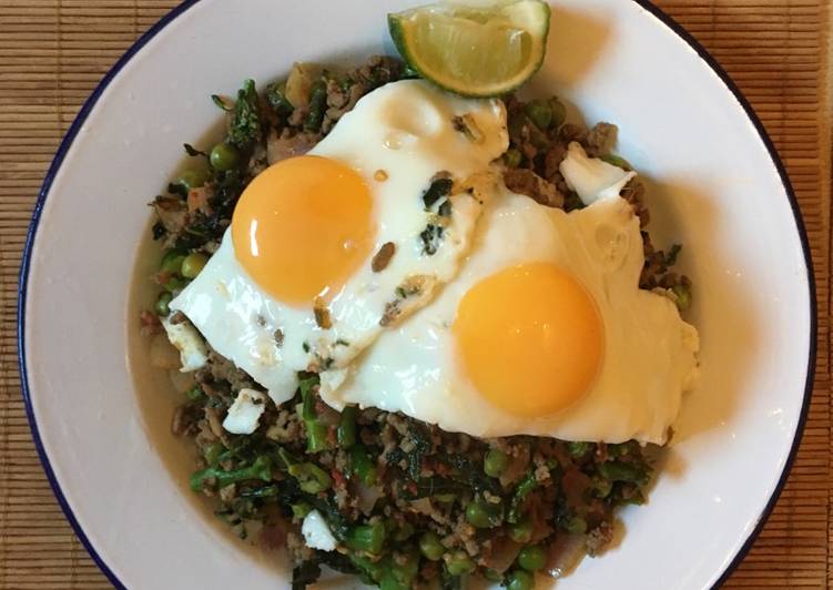 Recipe of Any-night-of-the-week Thai basil and chilli minced beef with an egg (Phat Kaphrao)