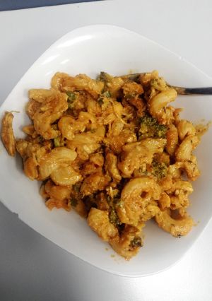 A picture of Creamy Chicken and Pasta.