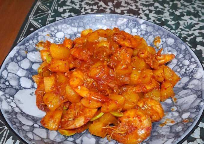 Resep: Sambel udang kentang pete Untuk Pemula