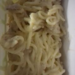 A picture of White sauce pasta.