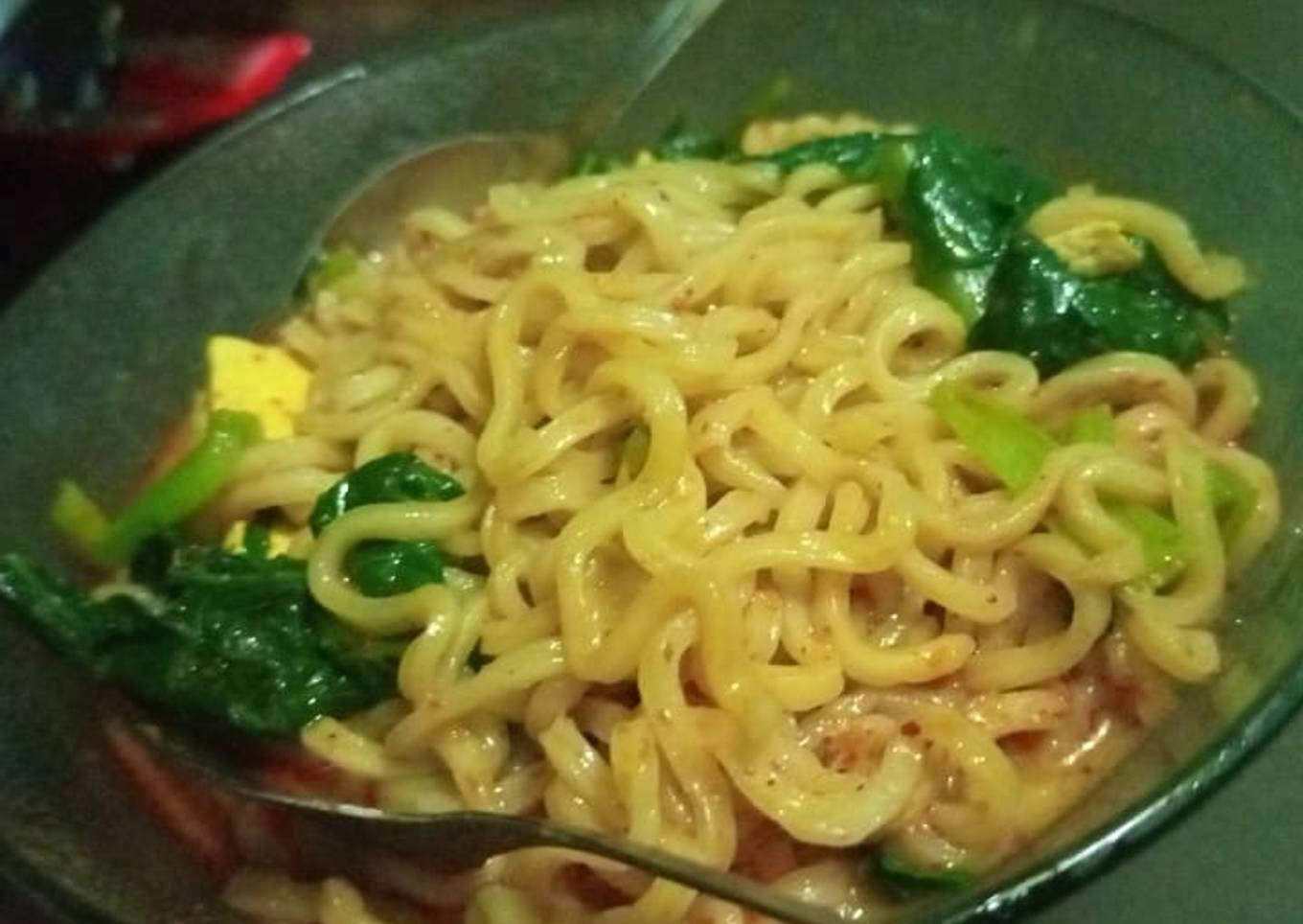 Mie instan sederhana