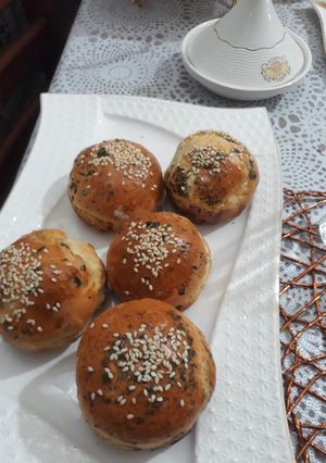 Une photo de Pain aux herbes farci au thon