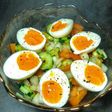 Eatclean- Salad Dưa Leo, Cà Chua, Hành Tây Và Trứng Lòng Đào
