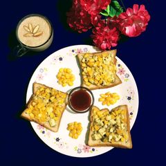 A picture of Corn Toast.