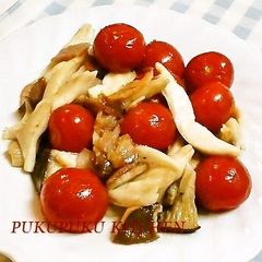 A picture of Bacon, King Oyster Mushrooms and Cherry Tomato Stir-fry.