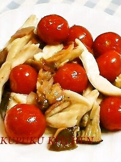 A picture of Bacon, King Oyster Mushrooms and Cherry Tomato Stir-fry.