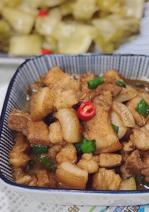 Hình của món Thịt kho tiêu cay.