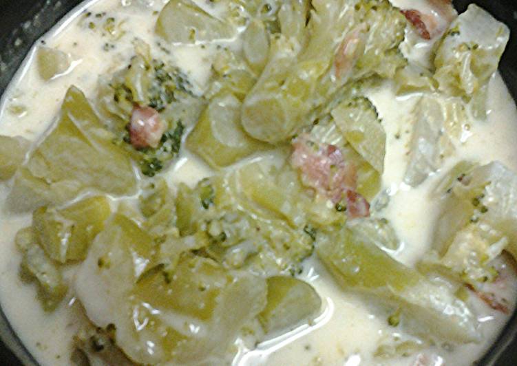 Dinner Ideas Broccoli and bacon cheddar soup