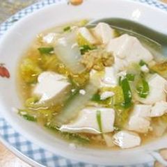 A picture of Chinese Cabbage and Tofu With An Sauce.