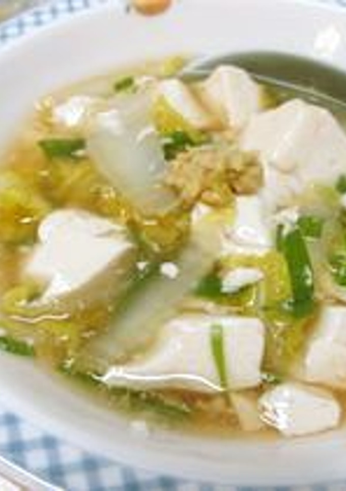 A picture of Chinese Cabbage and Tofu With An Sauce.