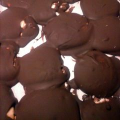 A picture of Granny's Perfect peppermint patties.