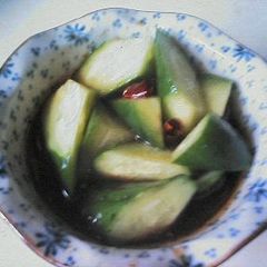A picture of Chinese-style Cucumbers.