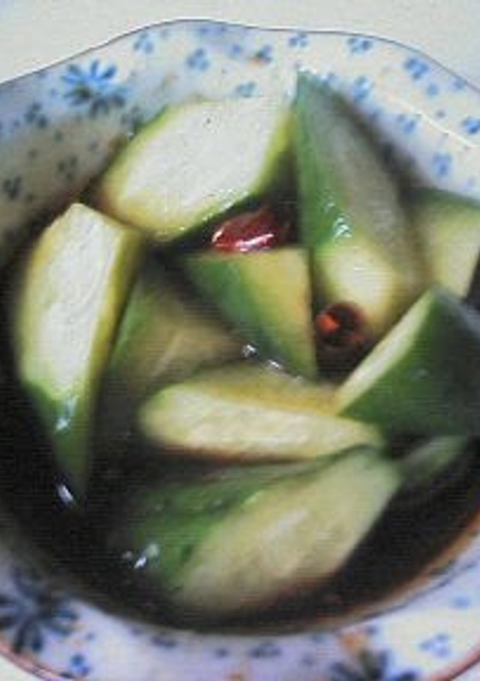 A picture of Chinese-style Cucumbers.