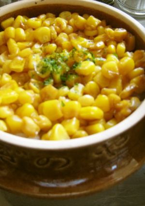 A picture of Roast Corn Rice with Canned Corn.