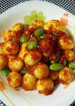 Foto resep Balado telur puyuh + pete