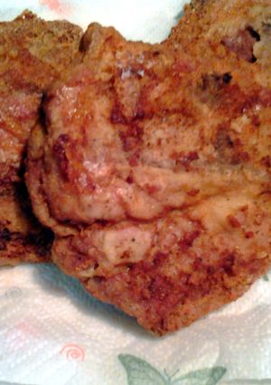 A picture of spicy fried pork chops.