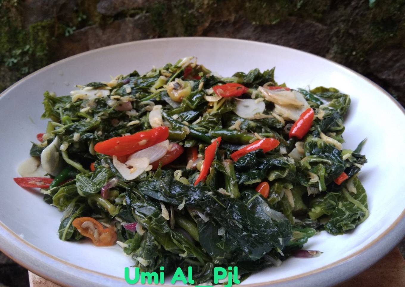 Tumis daun Pepaya