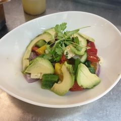 A picture of Greek salad.