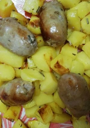 Foto di Salsiccia e patate al forno