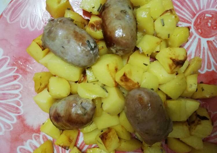 Salsiccia e patate al forno