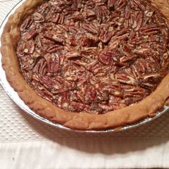 A picture of Famous Pecan Pie.