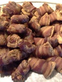A picture of Sweet or Savory Bacon Crackers.