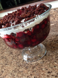 A picture of Black Forest Cake.