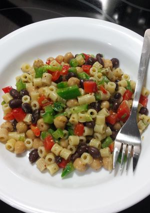 A picture of Deceptively Delicious Rainbow Salad.