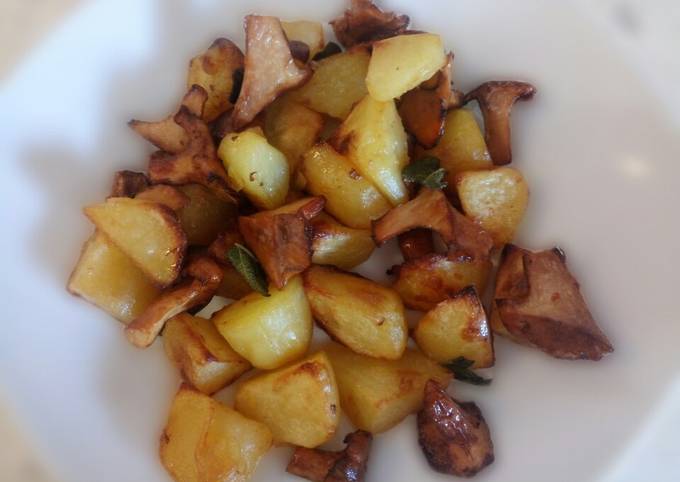 Roast potatoes and Chanterelle mushrooms with garden sage