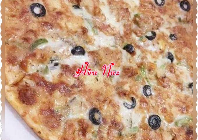 Simple Way to Make Homemade Chicken spicy Tikka Pizza