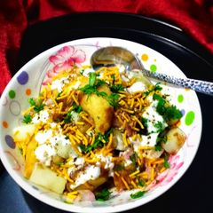 A picture of Besan Ke Dahi Valle.