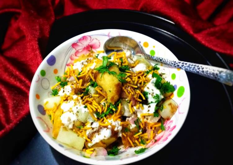 Steps to Prepare Favorite Besan Ke Dahi Valle