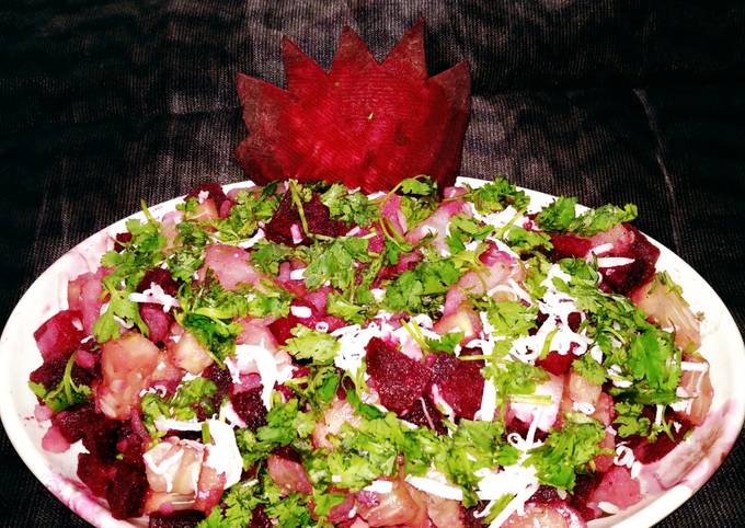 चुकंदर सलाद (Chukandar Salad recipe in Hindi) रेसिपी बनाने की विधि in Hindi  by Neelam Pushpendra Varshney - Cookpad
