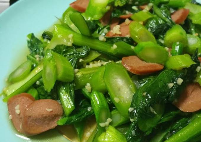 Recipe of Super Quick Homemade Stir-fry Chye Sim with Oyster Sauce