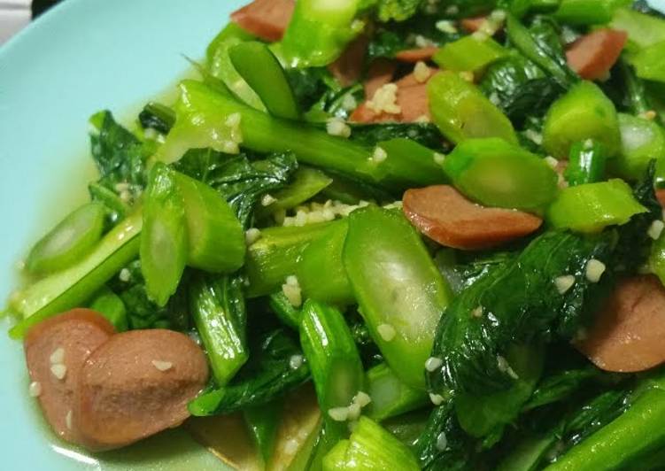 Steps to Prepare Perfect Stir-fry Chye Sim with Oyster Sauce