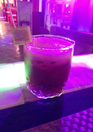 Una foto de Adelita: Cóctel con mezcal
