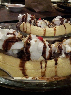 A picture of AMIEs BANANA SPLIT.