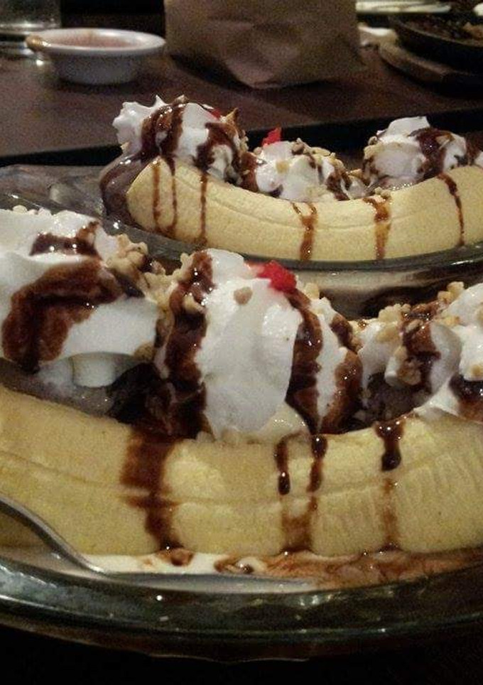 A picture of AMIEs BANANA SPLIT.