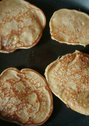 A picture of Banana-peanut butter pancakes for 3 people.