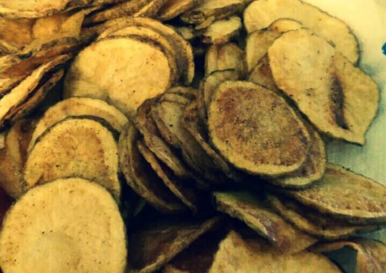 Homemade potato chips