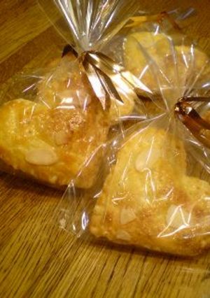 A picture of Easy Chocolate Pies.