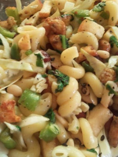A picture of Green beans chicken salad.
