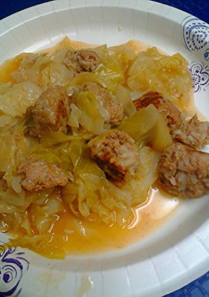 A picture of Cabbage with porcupine balls.
