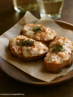 A picture of Shrimp Bread ・For an Appetizer or Snack.